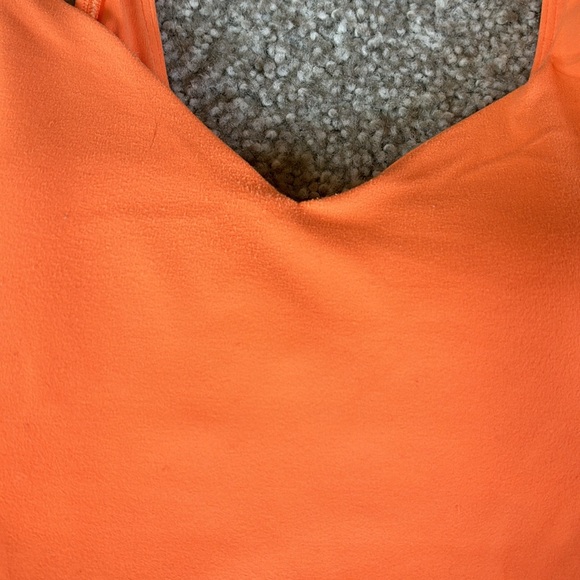 LULULEMON ALIGN TANK SIZE 4 - Picture 2 of 4